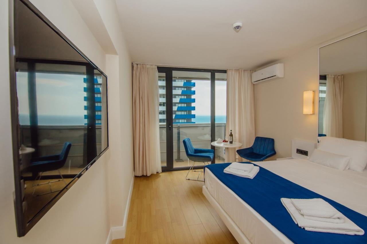 Orbi City - A & С Apartment Batumi Room photo
